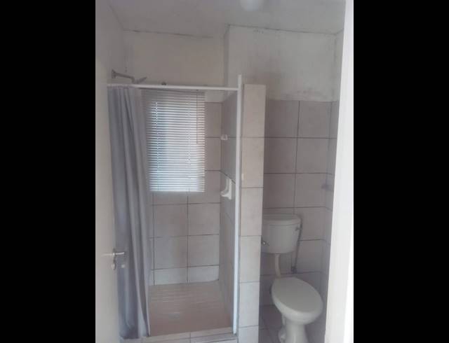 1 BEDROOM APARTMENT FOR SALE IN AUCKLAND PARK